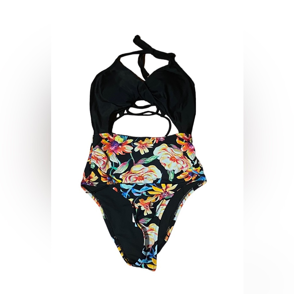 Cupshe women’s brand new one piece swim suit size small